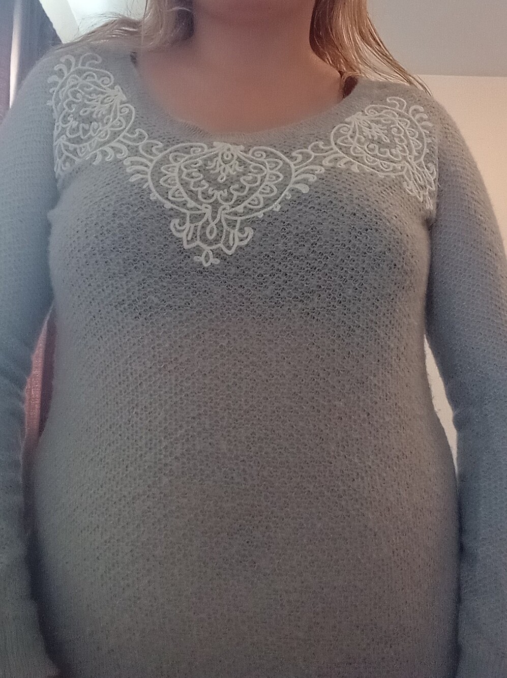 RW&CO. Gray Scoop Neck Sweater with White Lace Applique